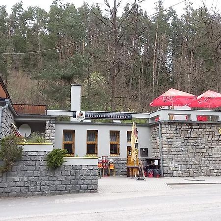 فندق Lesni Restaurace Harrachovka طابور المظهر الخارجي الصورة